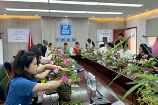 威利-格林：锡安的防守越来越好了 他在防守端无处不在